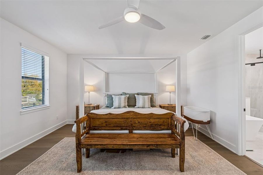 Furnished interior view inside a new home in , Tampa (Image 15).