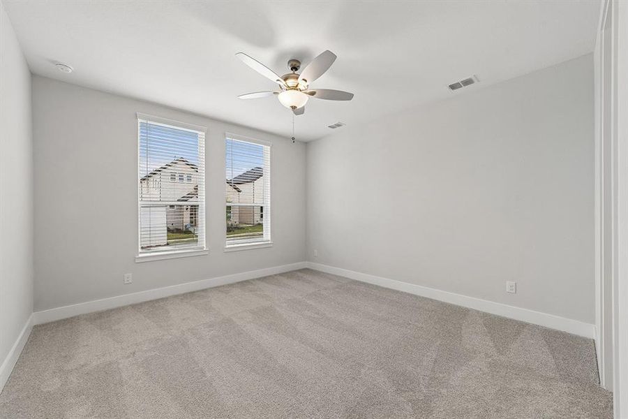 Spacious, unfurnished interior of a new home in , Prosper (Image 23).