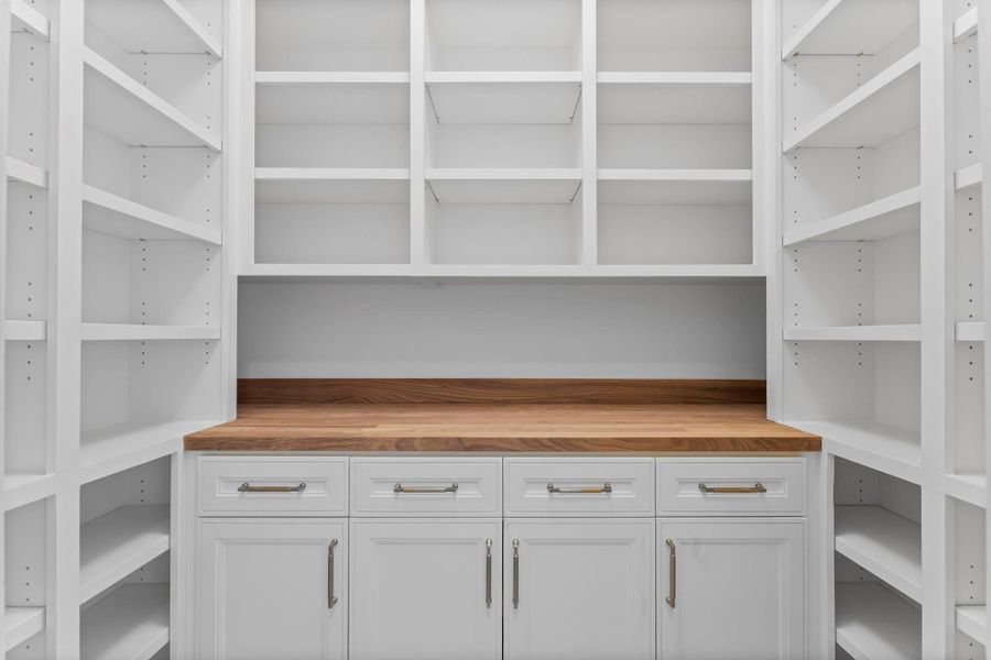 Furnished interior view inside a new home in , Houston (Image 38). Furnished interior view inside a new home in , Houston (Image 38).