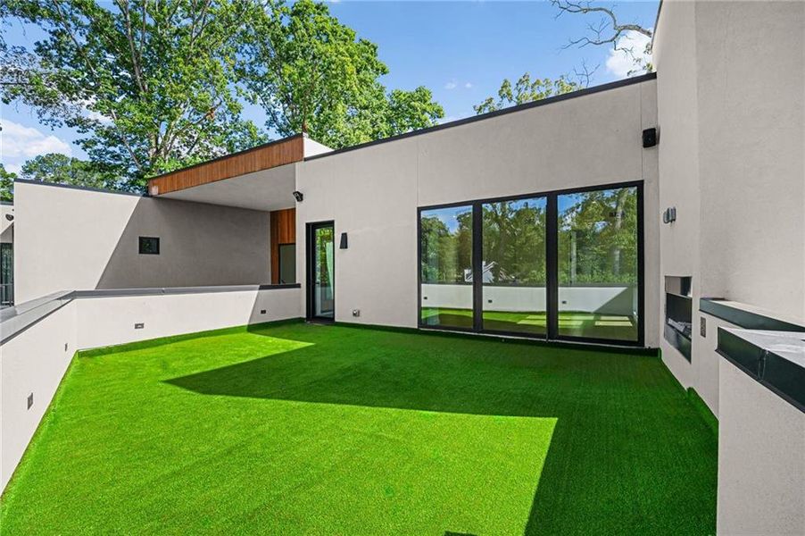 Exterior details and patio area of a home in , Atlanta (Image 3).