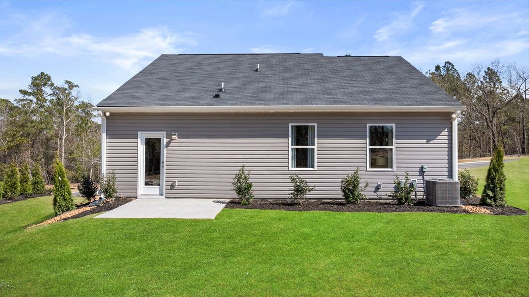 Representative exterior details of a home built from the Calloway 3 by D.R. Horton in Bellemeade Landing, Augusta (Image 4). Representative exterior details of a home built from the Calloway 3 by D.R. Horton in Bellemeade Landing, Augusta (Image 4).