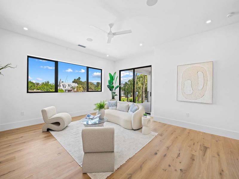Furnished interior view inside a new home in , Fort Lauderdale (Image 5). Furnished interior view inside a new home in , Fort Lauderdale (Image 5).