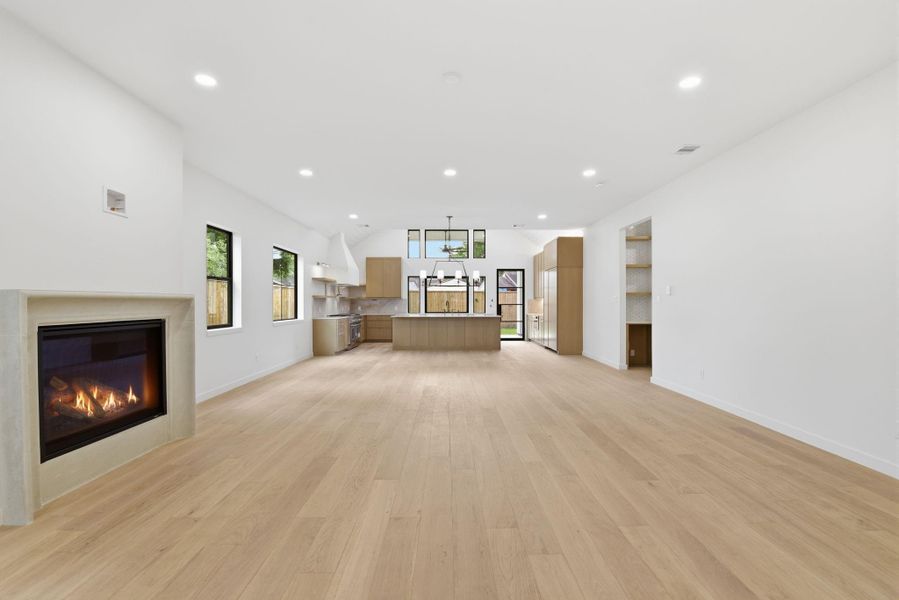 Spacious, unfurnished interior of a new home in , Houston (Image 36).