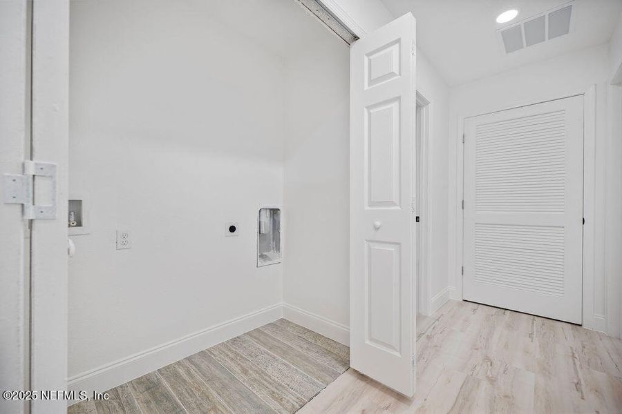 Spacious, unfurnished interior of a new home in , Jacksonville (Image 10). Spacious, unfurnished interior of a new home in , Jacksonville (Image 10).