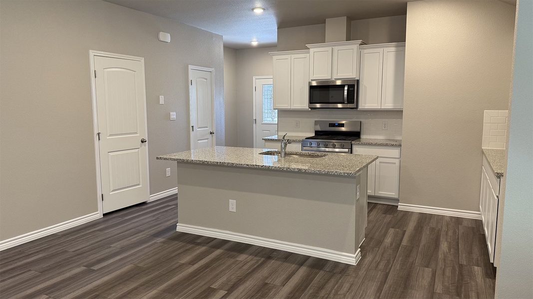 Furnished interior view inside a new home in London Towne, Corpus Christi (Image 7). Furnished interior view inside a new home in London Towne, Corpus Christi (Image 7).