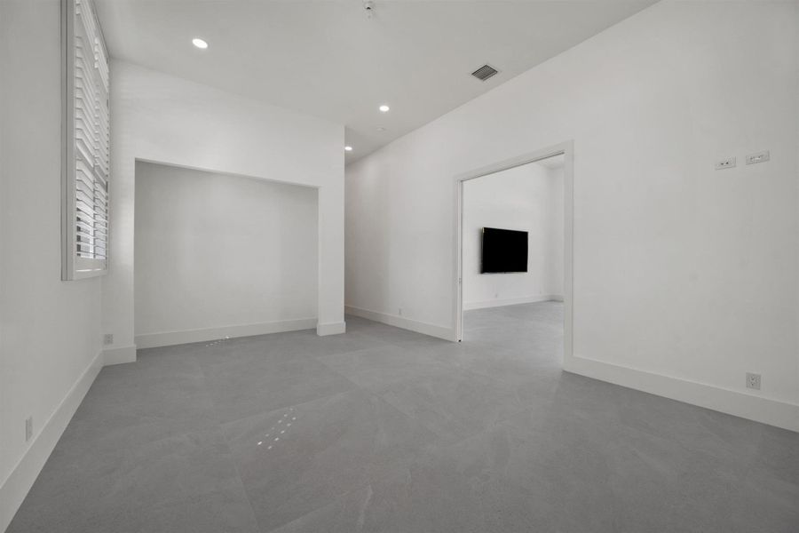 Spacious, unfurnished interior of a new home in , Wellington (Image 24).
