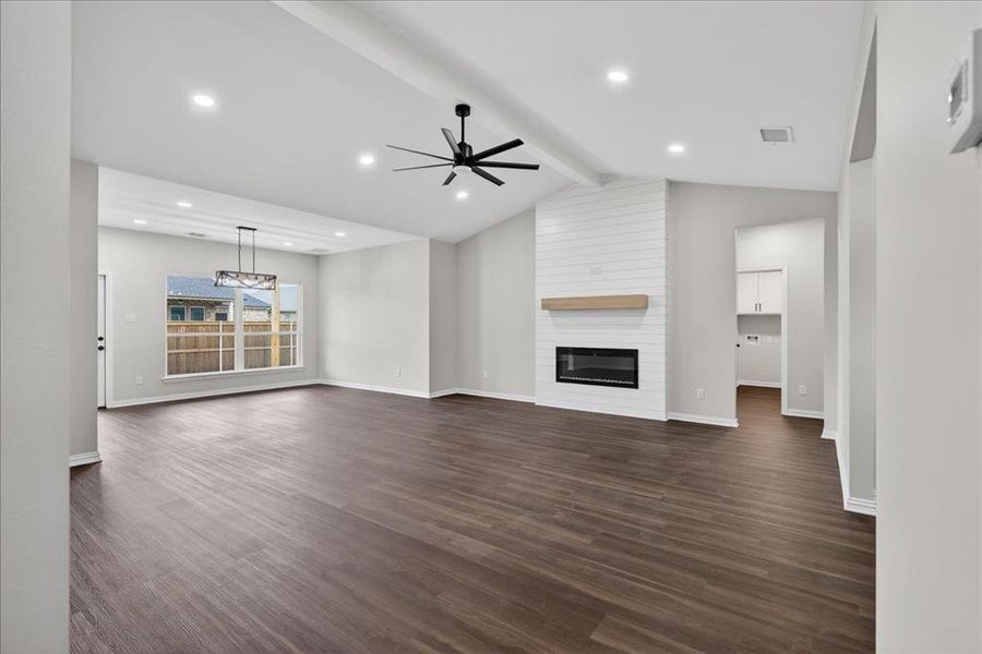 Spacious, unfurnished interior of a new home in , Mabank (Image 17).