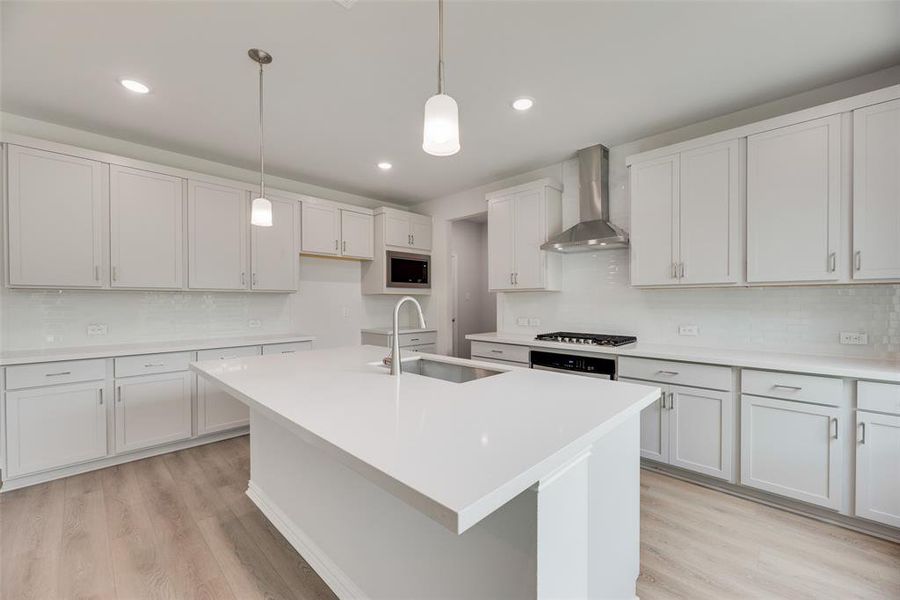 Furnished interior view inside a new home in Valencia On The Lake, Little Elm (Image 7). Furnished interior view inside a new home in Valencia On The Lake, Little Elm (Image 7).