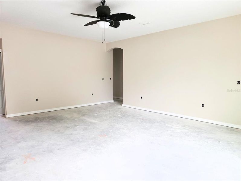 Spacious, unfurnished interior of a new home in , Plant City (Image 6). Spacious, unfurnished interior of a new home in , Plant City (Image 6).