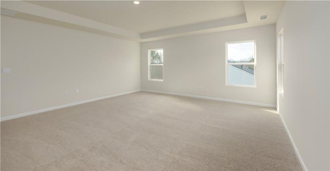 Spacious, unfurnished interior of a new home in Bridle Creek, Locust Grove (Image 10).