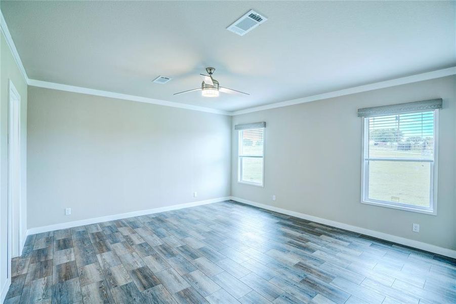 Spacious, unfurnished interior of a new home in , Springtown (Image 13).