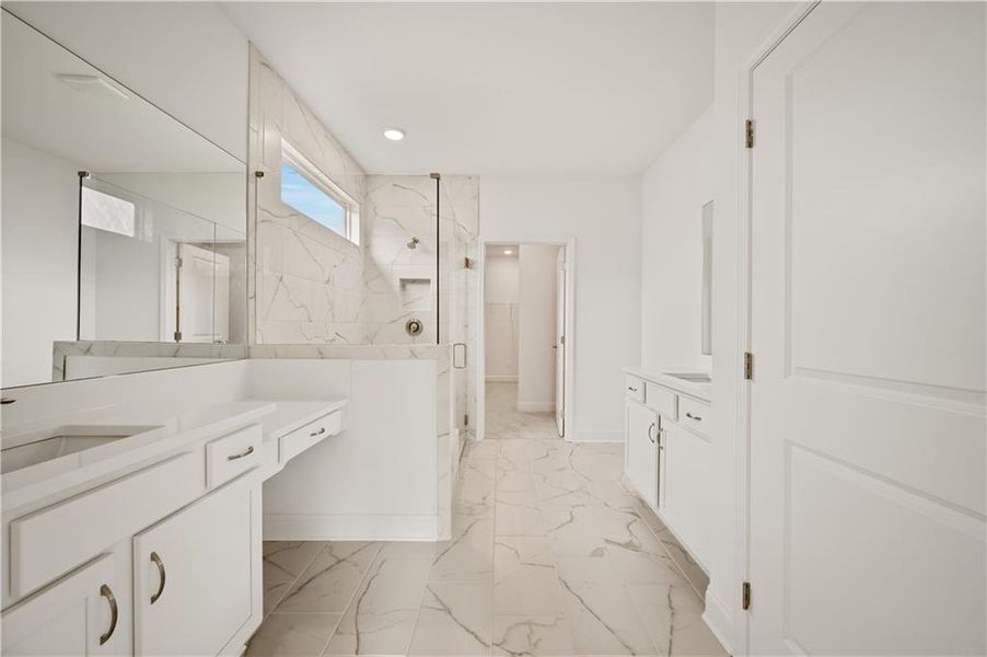 Furnished interior view inside a new home in Echols Farm, Hiram (Image 3).