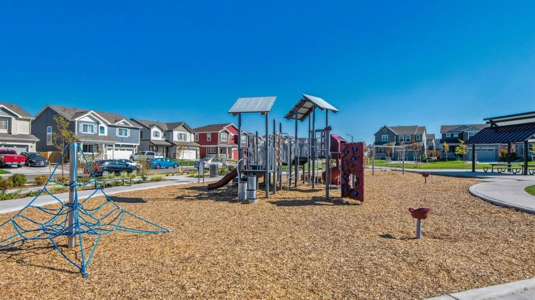 Community amenities in Sky Ranch, Watkins (Image 15). Community amenities in Sky Ranch, Watkins (Image 15).