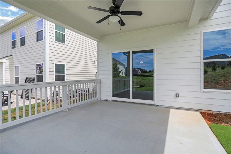 Exterior details and patio area of a home in Twin Lakes, Hoschton (Image 3).