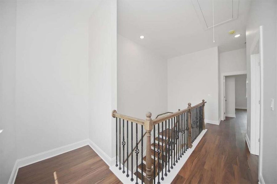 Spacious, unfurnished interior of a new home in , Atlanta (Image 24).