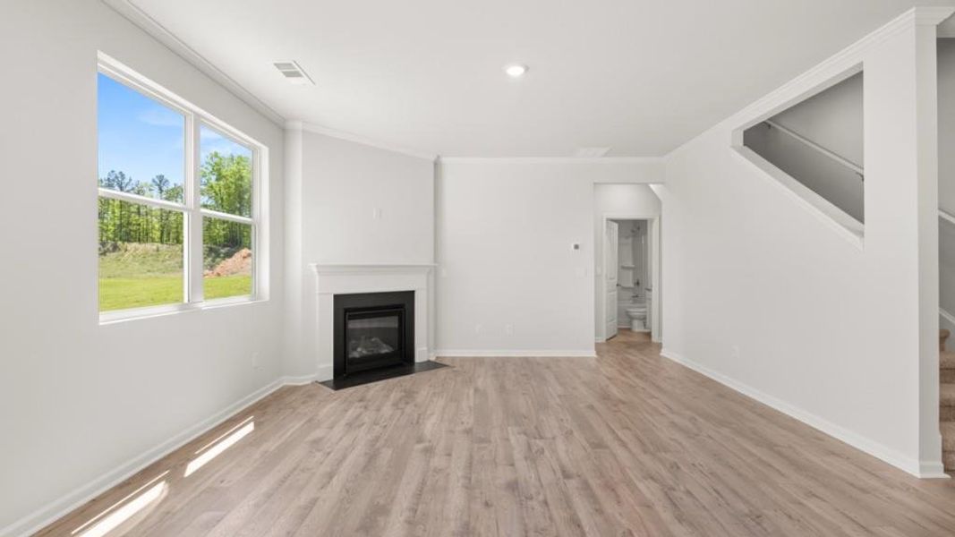 Spacious, unfurnished interior of a new home in Parkside at Carter Grove, Cartersville (Image 16).