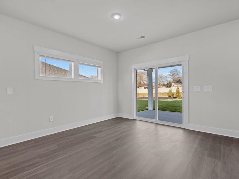 Spacious, unfurnished interior of a new home in Cedar Shoals - Signature Collection, Piedmont (Image 10).