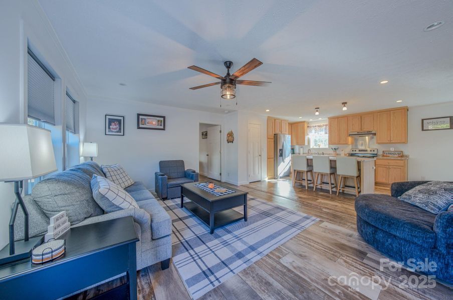 Furnished interior view inside a new home in , Nebo (Image 25).