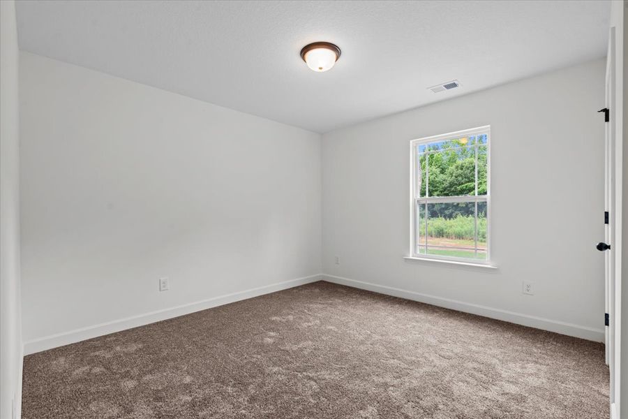 Representative unfurnished interior of a home built from the Kline by Enchanted Homes in Gentry Place, Spartanburg (Image 12).