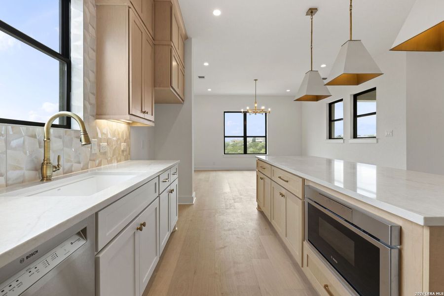 Furnished interior view inside a new home in , Boerne (Image 11).