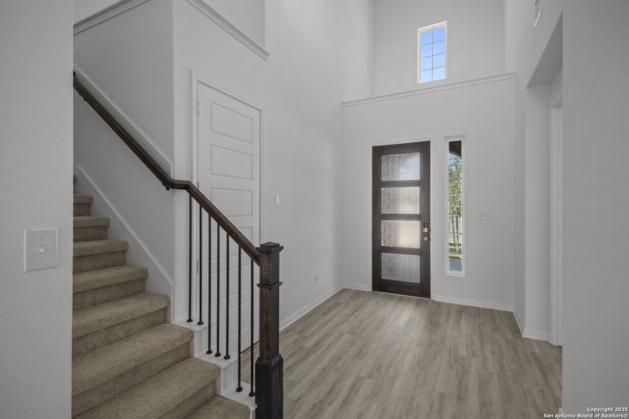 Spacious, unfurnished interior of a new home in Stillwater Ranch, San Antonio (Image 34). Spacious, unfurnished interior of a new home in Stillwater Ranch, San Antonio (Image 34).