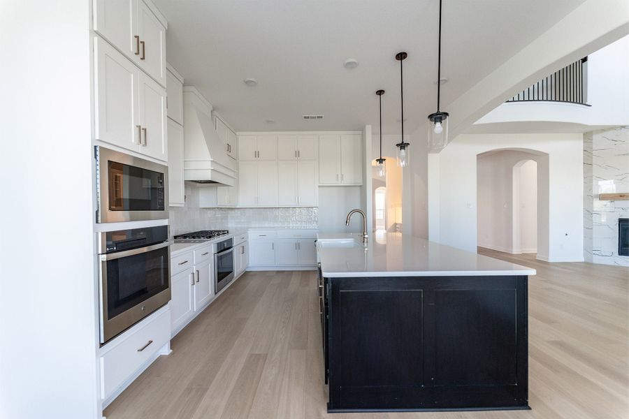 Furnished interior view inside a new home in Heath Golf & Yacht Club, Heath (Image 7).