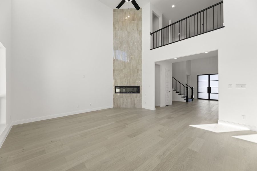 Representative unfurnished interior of a home built from the Hadley by Windsor Homes in Winding Creek, Rockwall (Image 20).