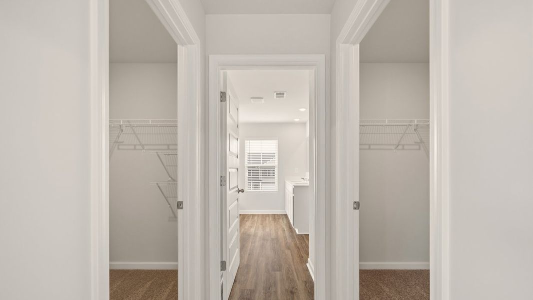 Spacious, unfurnished interior of a new home in Brooks Station, Dacula (Image 33).