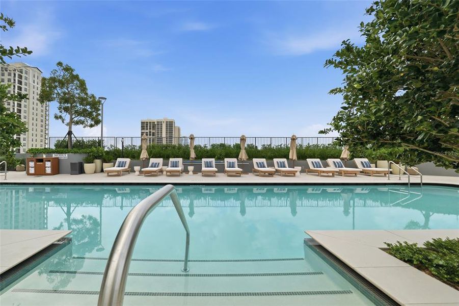 Community amenities in , Tampa (Image 47).