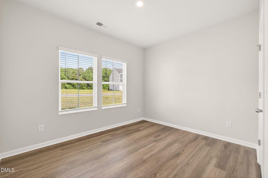 7-web-or-mls-DSC07279 7-web-or-mls-DSC07279