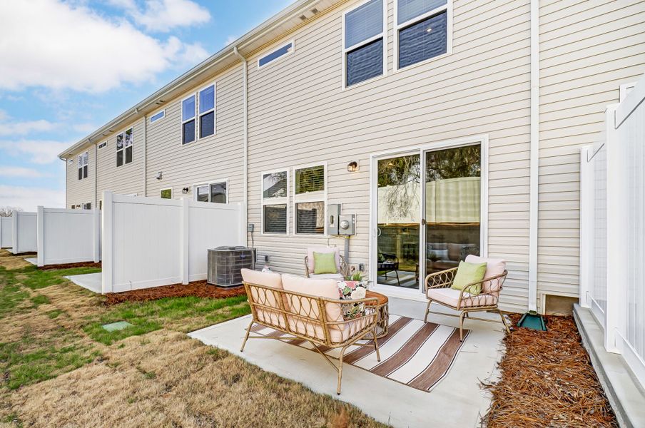 Photo representation of the Adriana plan. Colors, finishes and options will vary.