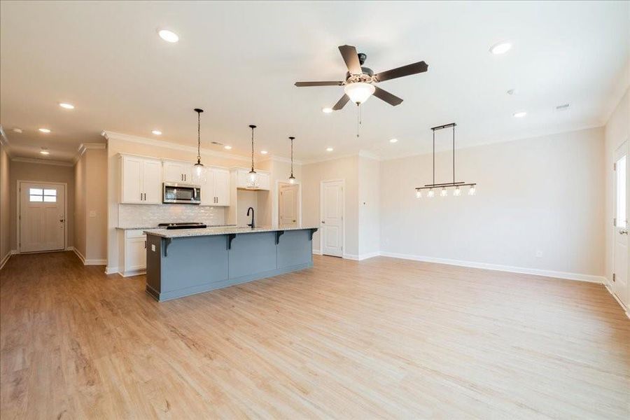 Spacious, unfurnished interior of a new home in Wilkins Walk, Mableton (Image 8).