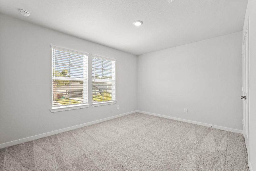 Spacious, unfurnished interior of a new home in Magnolia Springs, Montgomery (Image 15).