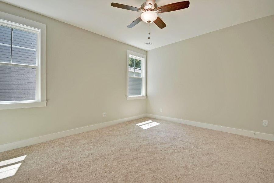Spacious, unfurnished interior of a new home in Creek Pointe, Moncks Corner (Image 30).