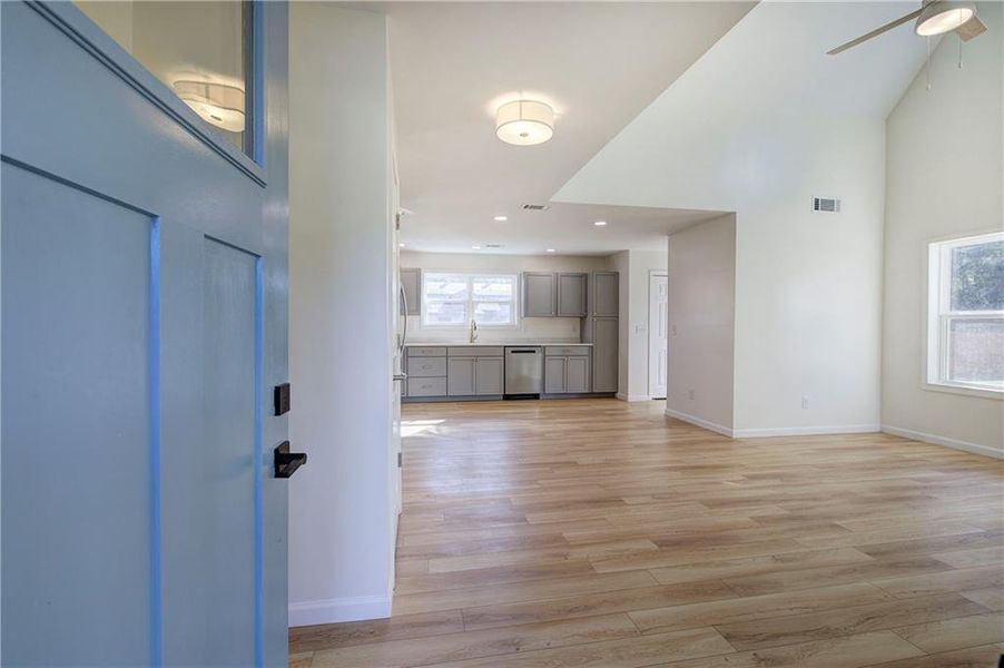 Spacious, unfurnished interior of a new home in , Adairsville (Image 30).