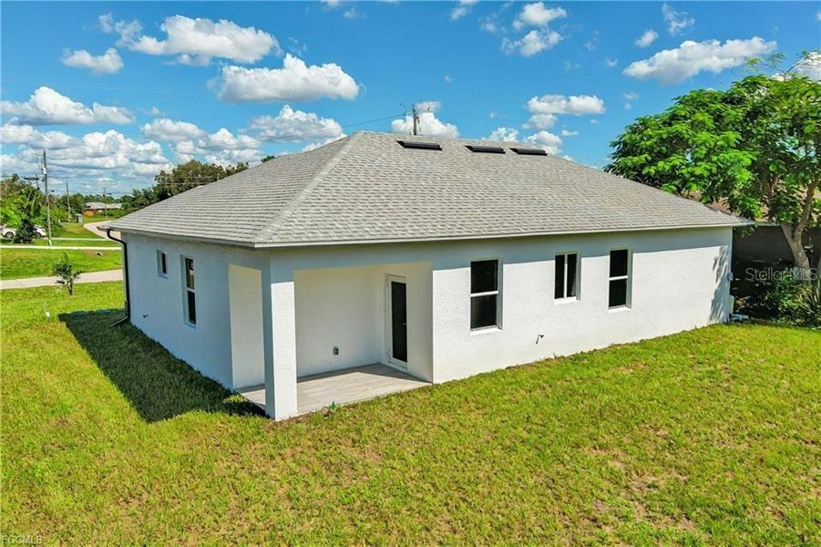 Exterior details and patio area of a home in , Lehigh Acres (Image 3).