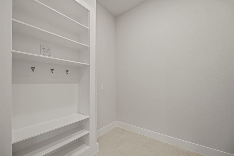 Spacious, unfurnished interior of a new home in Bridgeland 70′, Cypress (Image 19).