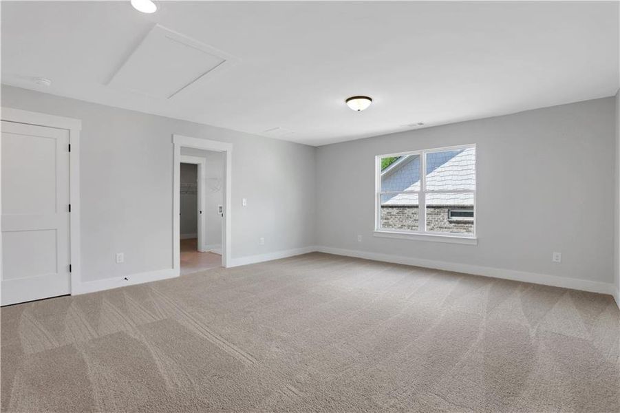 Spacious, unfurnished interior of a new home in Cambridge, Flowery Branch (Image 30).