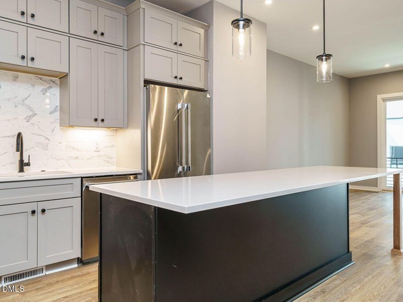 018-1280x960-kitchen