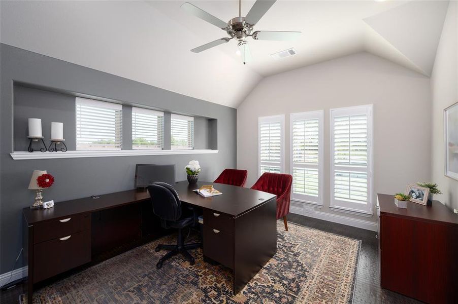Furnished interior view inside a new home in Creekview Meadows, Pilot Point (Image 7).