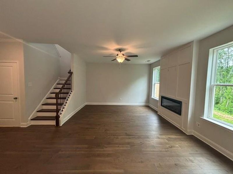Spacious, unfurnished interior of a new home in Edenglen, Buford (Image 27). Spacious, unfurnished interior of a new home in Edenglen, Buford (Image 27).
