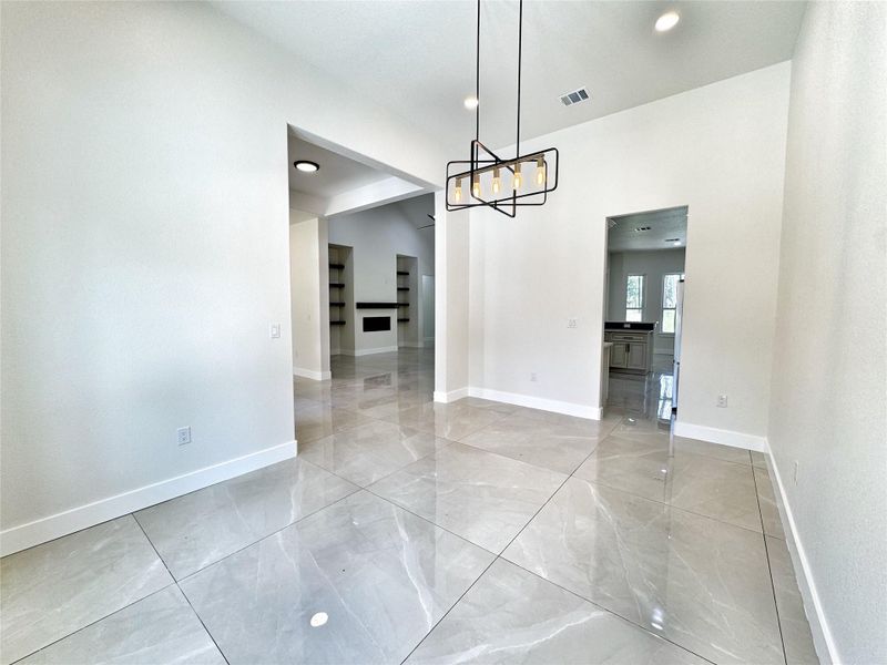 Spacious, unfurnished interior of a new home in , Dayton (Image 24).