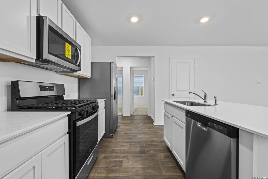 Furnished interior view inside a new home in Avenida, Converse (Image 6). Furnished interior view inside a new home in Avenida, Converse (Image 6).