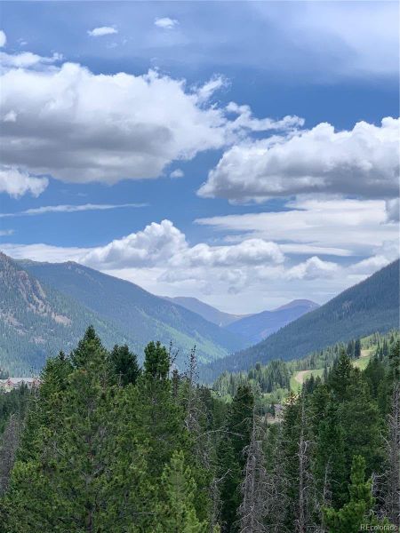 Image 38 of a home in .