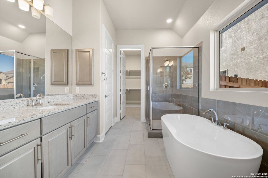 Furnished interior view inside a new home in Ventana, Bulverde (Image 9).