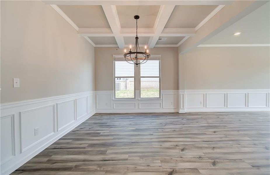 Spacious, unfurnished interior of a new home in Berkeley Lakes, Locust Grove (Image 12).