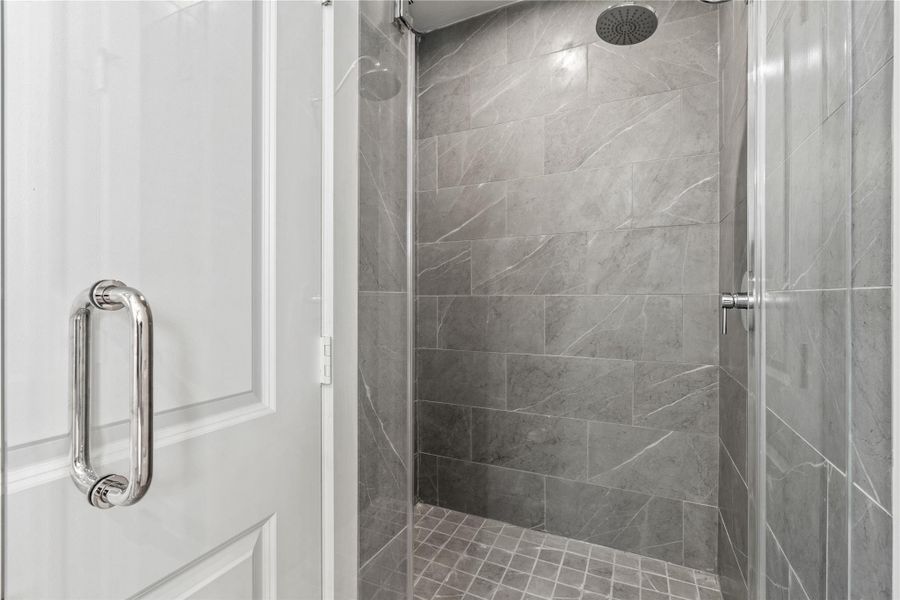 Close-up of interior finishes inside a home in Willowbend Point, Houston (Image 20). Close-up of interior finishes inside a home in Willowbend Point, Houston (Image 20).