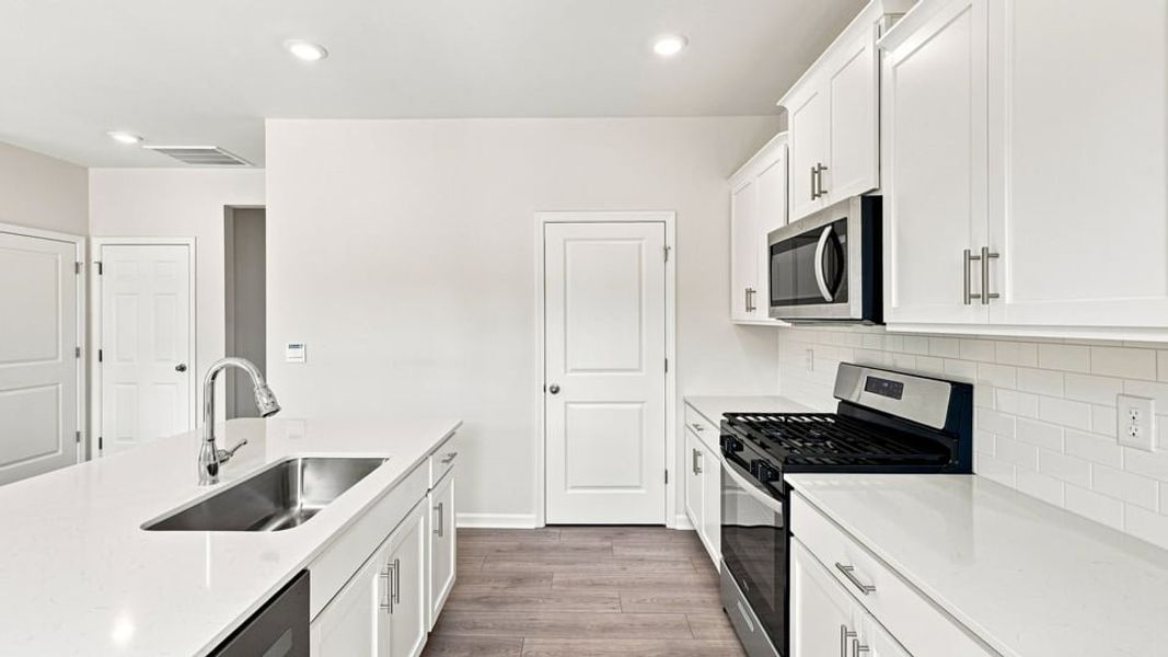 Furnished interior view inside a new home in Sherwood Gardens, Landrum (Image 10). Furnished interior view inside a new home in Sherwood Gardens, Landrum (Image 10).