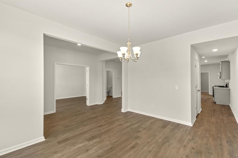Spacious, unfurnished interior of a new home in Heron's Walk at Summers Corner, Summerville (Image 38).