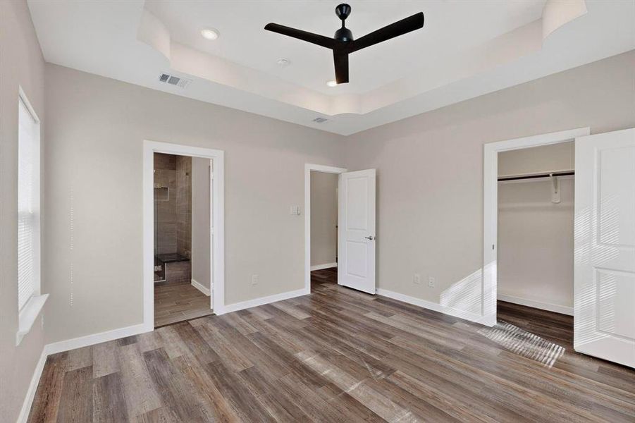 Spacious, unfurnished interior of a new home in , Ferris (Image 15).